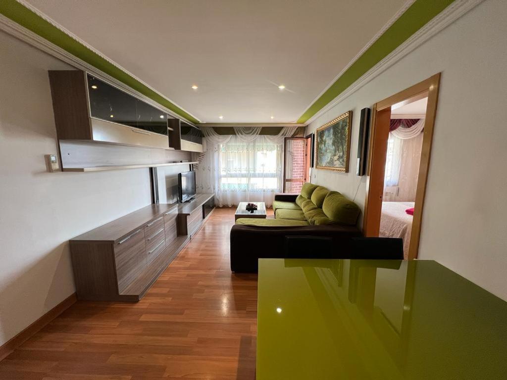 Apartamento D'Antoni Gaudi Apartment Виласека де Солсина Екстериор снимка